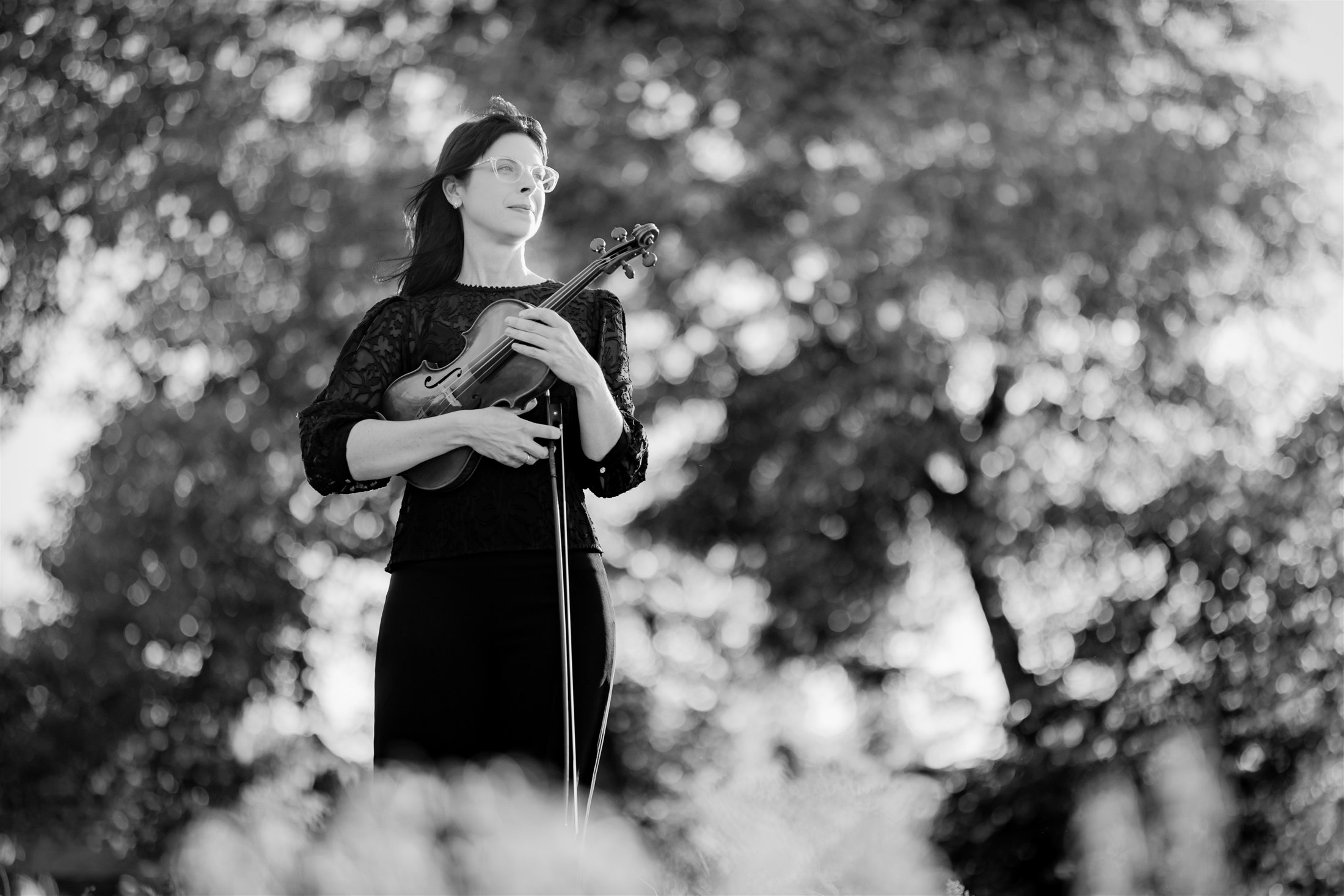 Violinist in performance